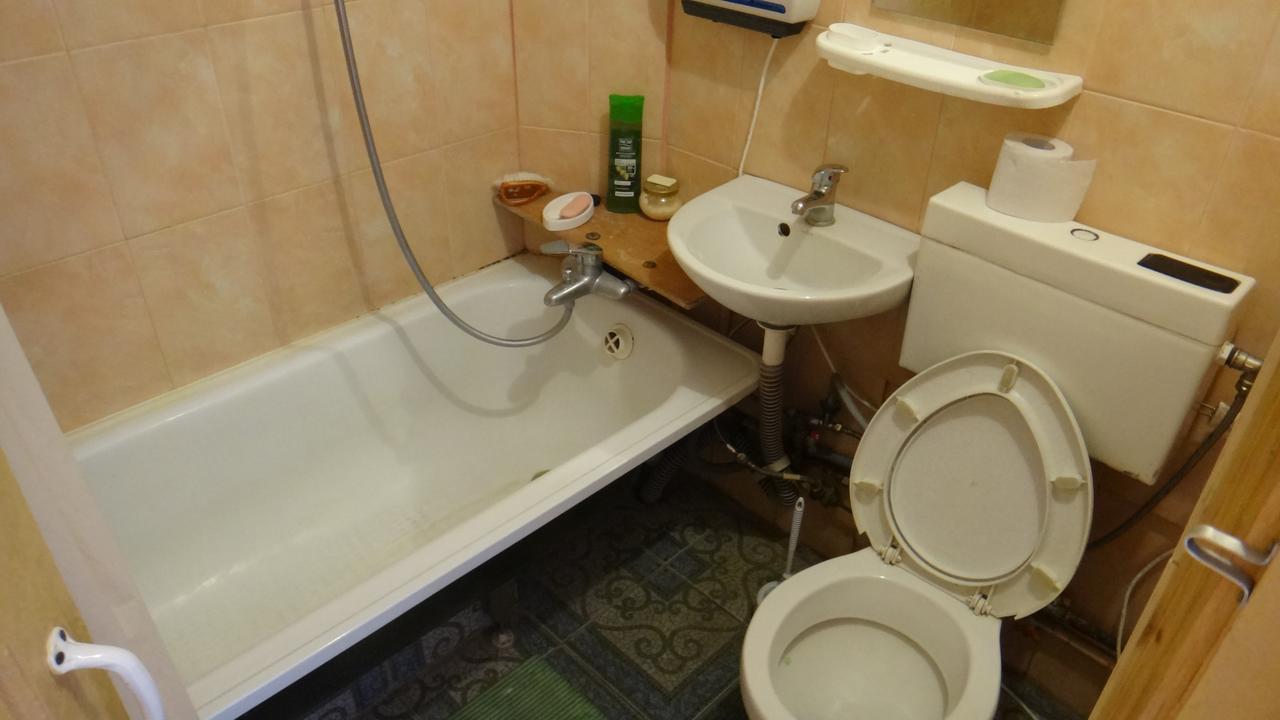 Apartment Near The Central Railway Station Kijev Kültér fotó
